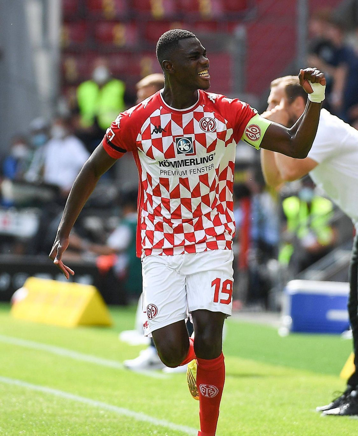 爱游戏-今夜德国杯传出新动向，孟菲斯灰熊状态回暖，管理层表态——更衣室稳定，赛季目标并未改变(20242025季德国杯第二圈最新消息)