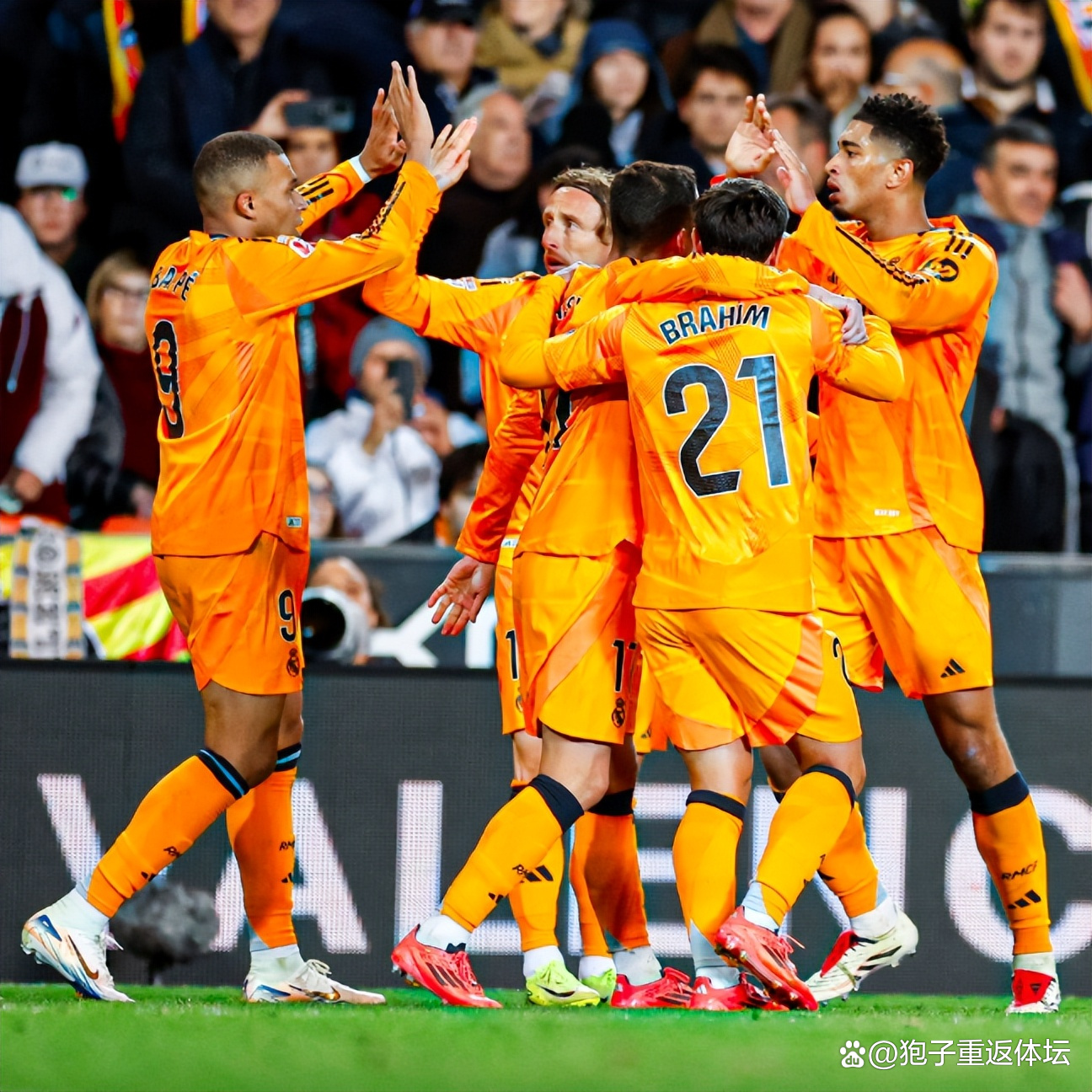 关键时刻瓦伦西亚备战欧超杯，官宣签约细节曝光，态度坚定，球队文化再被提及的简单介绍