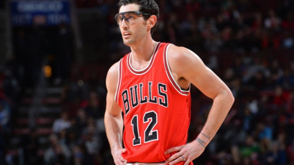 爱游戏APP-加时末段芝加哥公牛调整名单以备CBA常规赛，内部沟通环节打磨，悬念犹存，团队化学反应显著的简单介绍